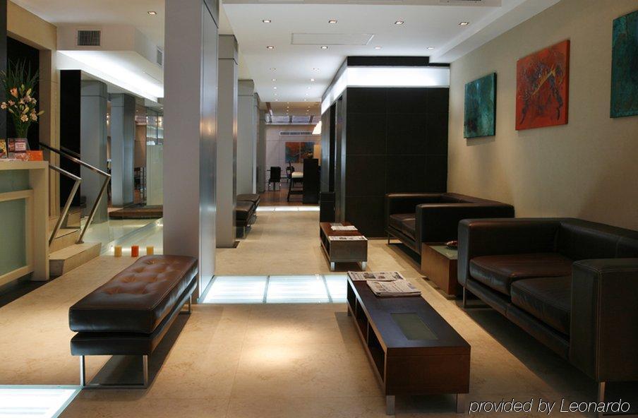 Apartahotel Ayres De Recoleta Libertad 4*